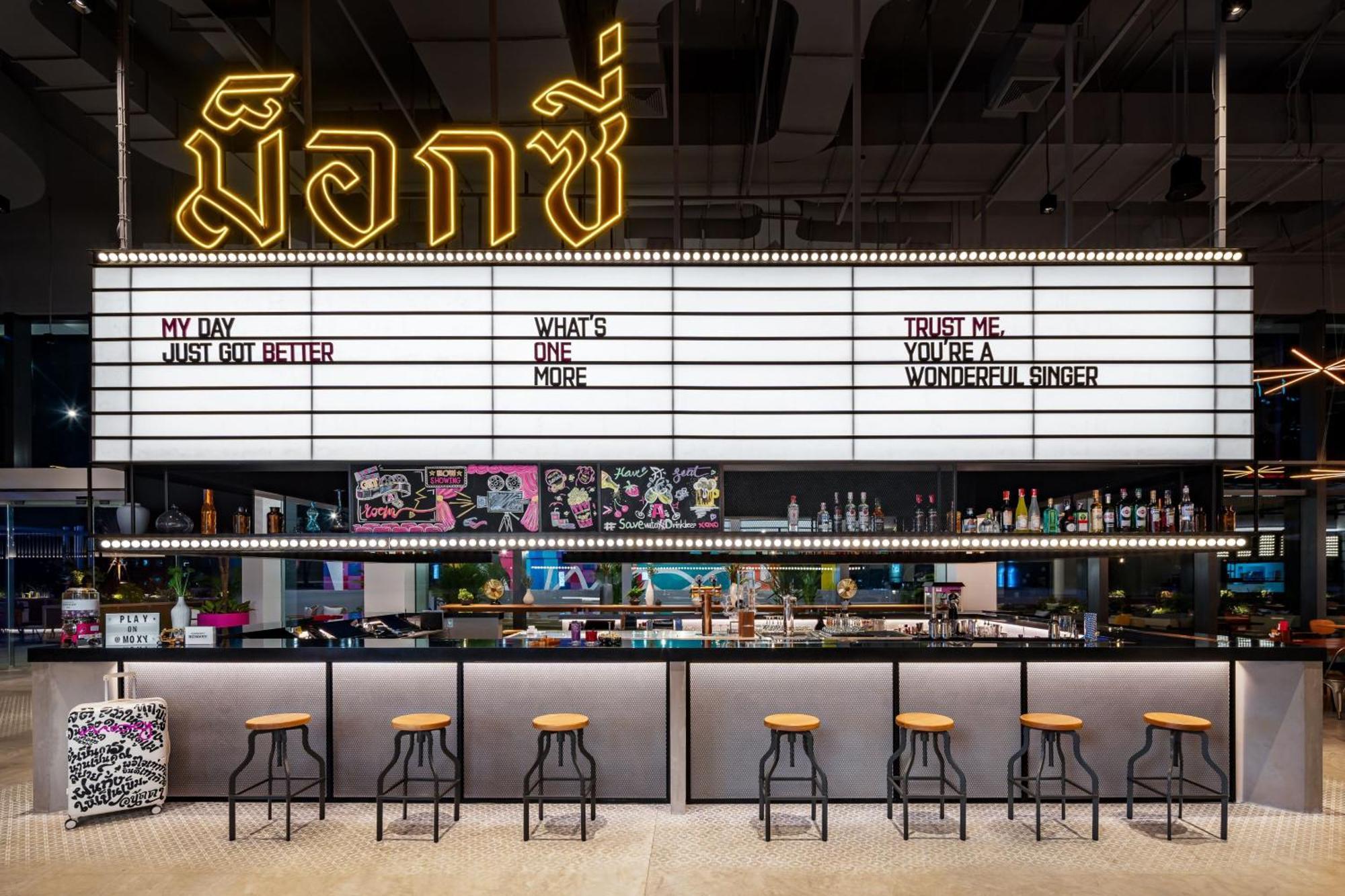 Moxy Bangkok Ratchaprasong Hotel Eksteriør billede
